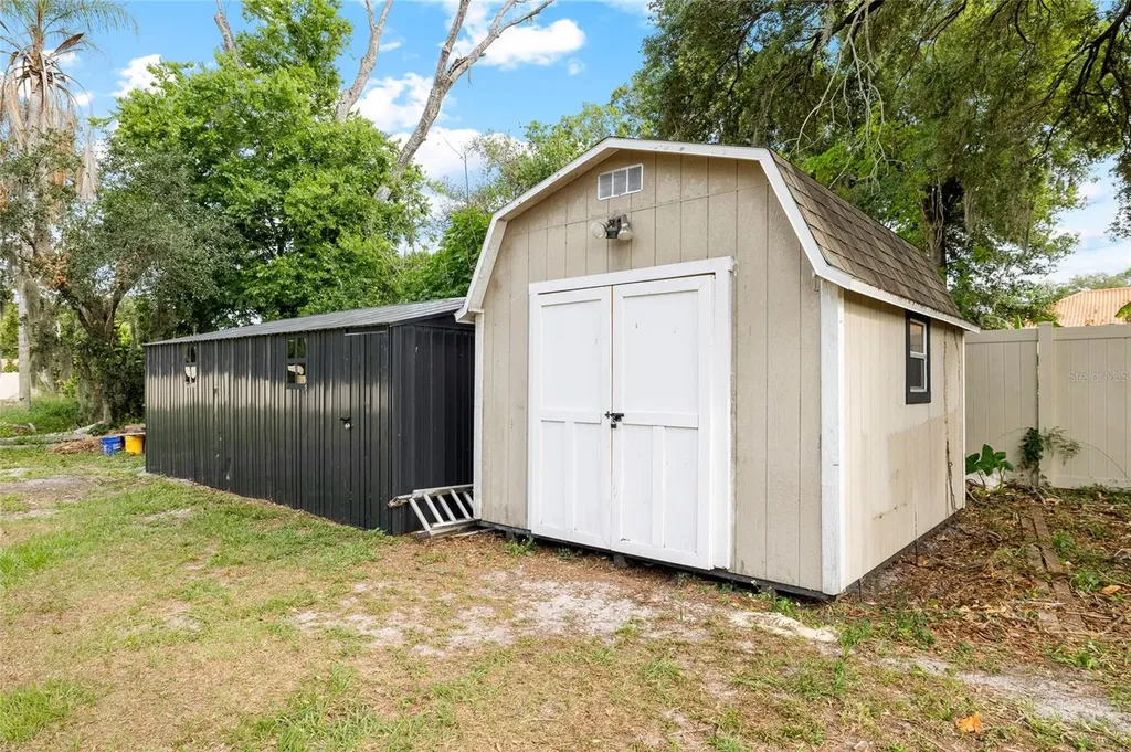 8212 Sunny Vale Place Tampa FL 33615