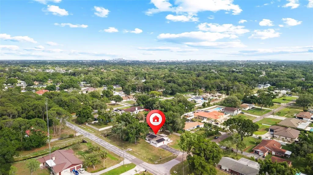 8212 Sunny Vale Place Tampa FL 33615