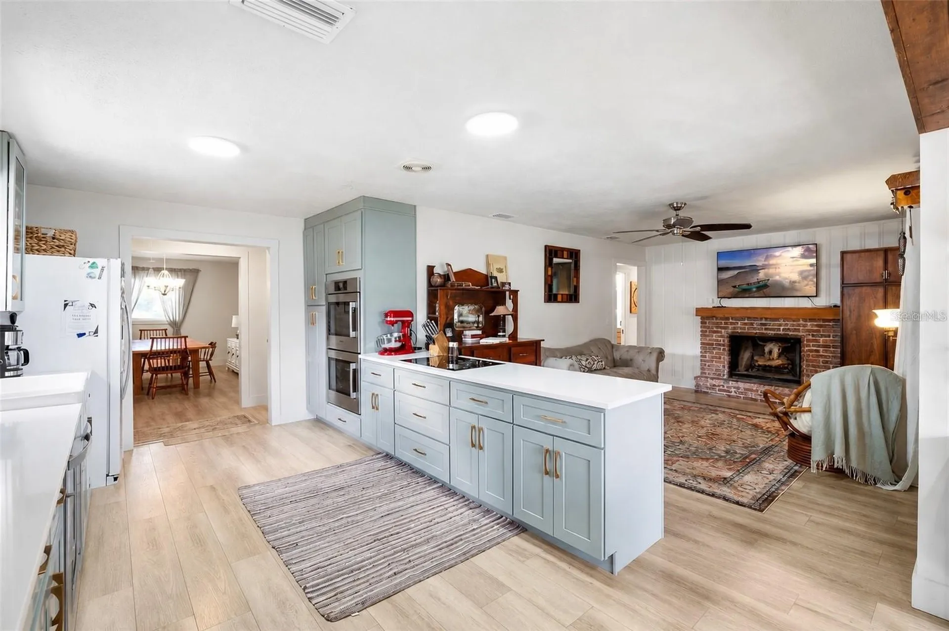 8212 Sunny Vale Place Tampa FL 33615