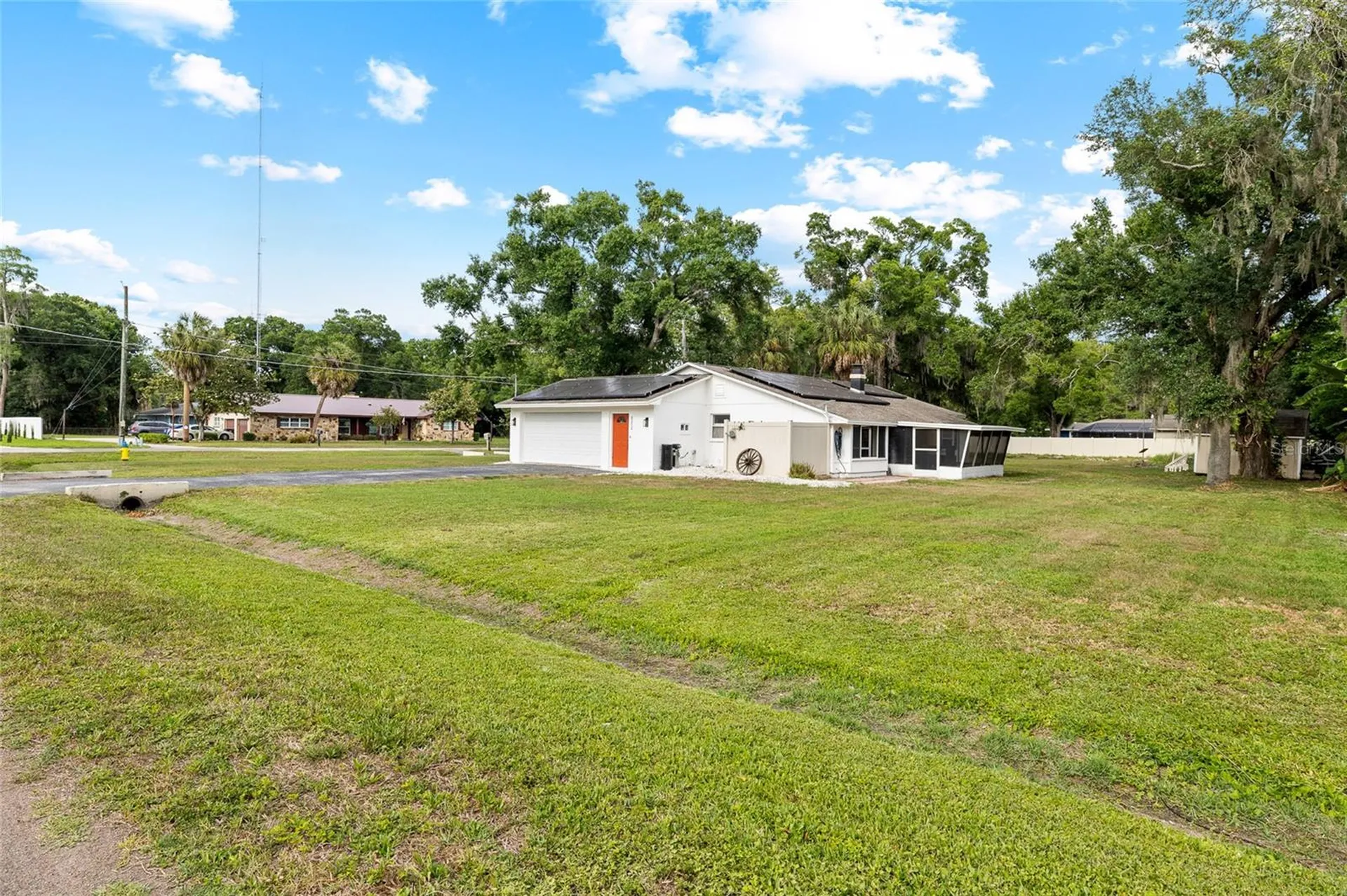 8212 Sunny Vale Place Tampa FL 33615