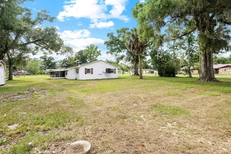 8212 Sunny Vale Place Tampa FL 33615