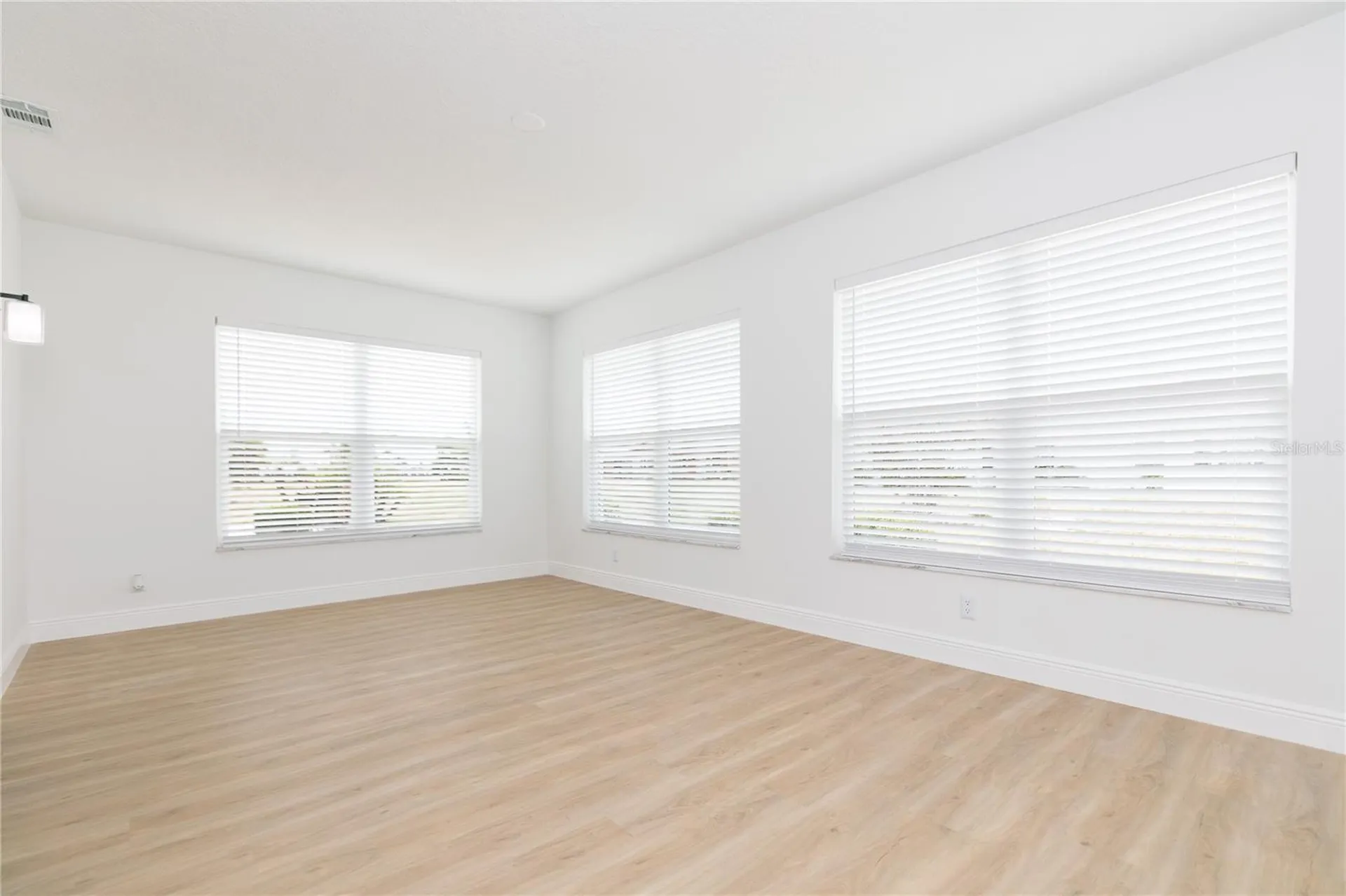 1616 Bentwood Drive Sun City Center FL 33573