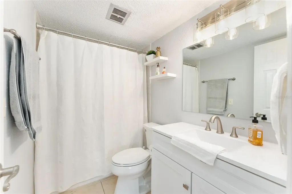 1810 NW 23rd Boulevard Gainesville FL 32605