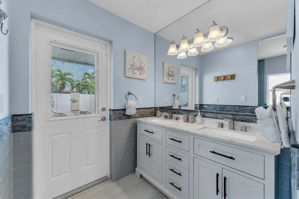 5923 2nd Street E St Pete Beach FL 33706