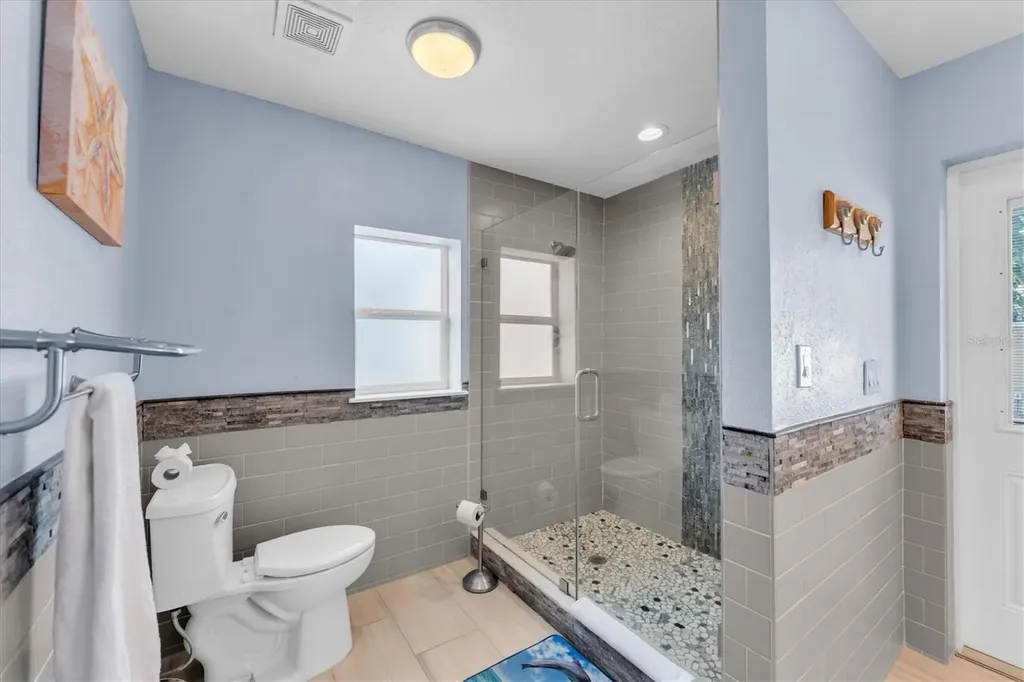 5923 2nd Street E St Pete Beach FL 33706