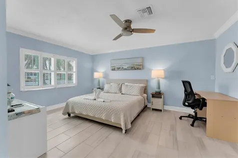 5923 2nd Street E St Pete Beach FL 33706