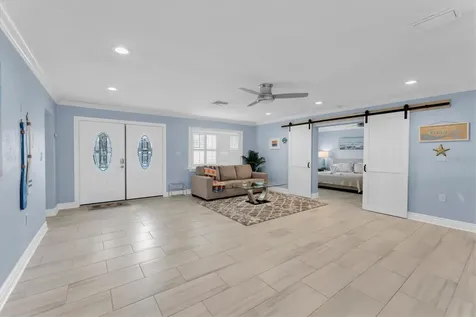 5923 2nd Street E St Pete Beach FL 33706