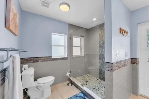 5923 2nd Street E St Pete Beach FL 33706