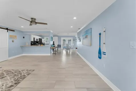 5923 2nd Street E St Pete Beach FL 33706