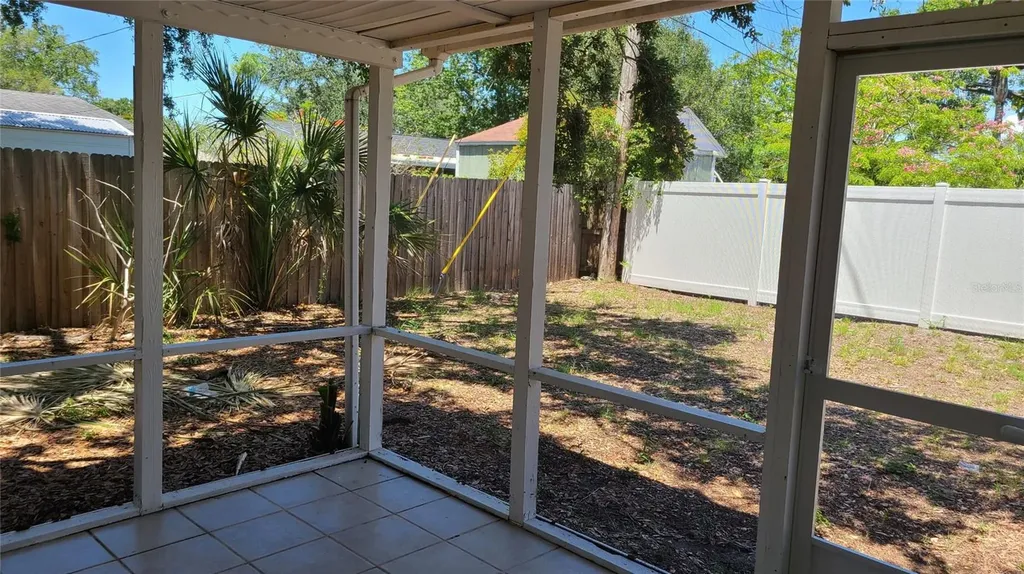 4611 W Villa Rosa Street Tampa FL 33611