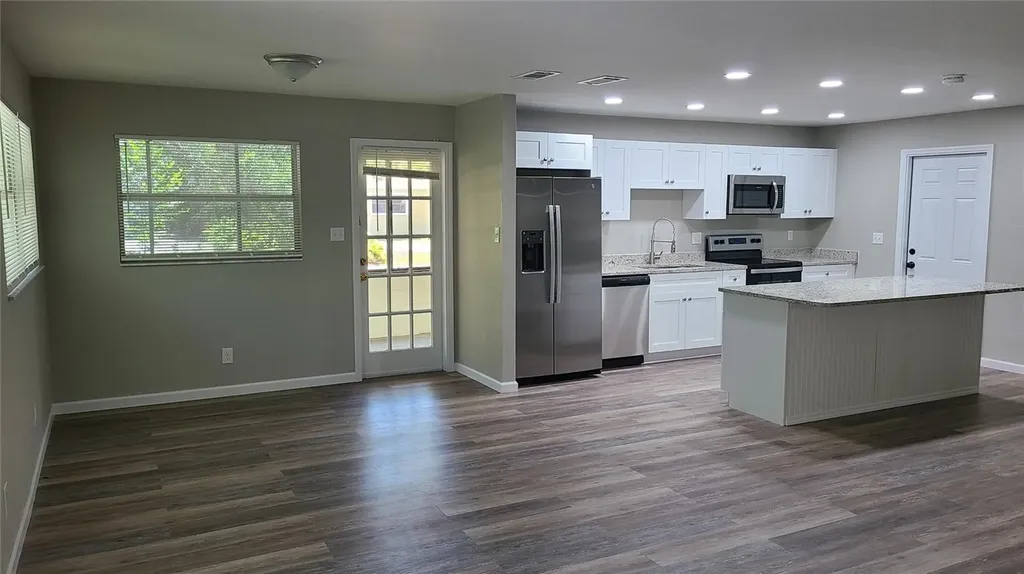4611 W Villa Rosa Street Tampa FL 33611