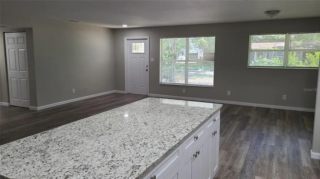 4611 W Villa Rosa Street Tampa FL 33611