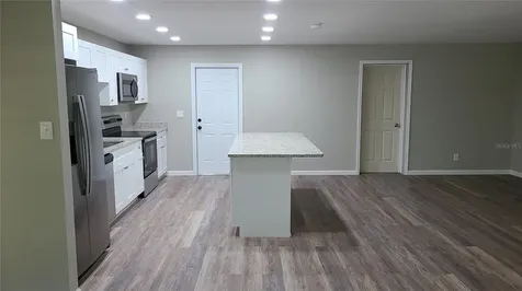 4611 W Villa Rosa Street Tampa FL 33611