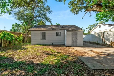 341 Avenue L NE Winter Haven FL 33881