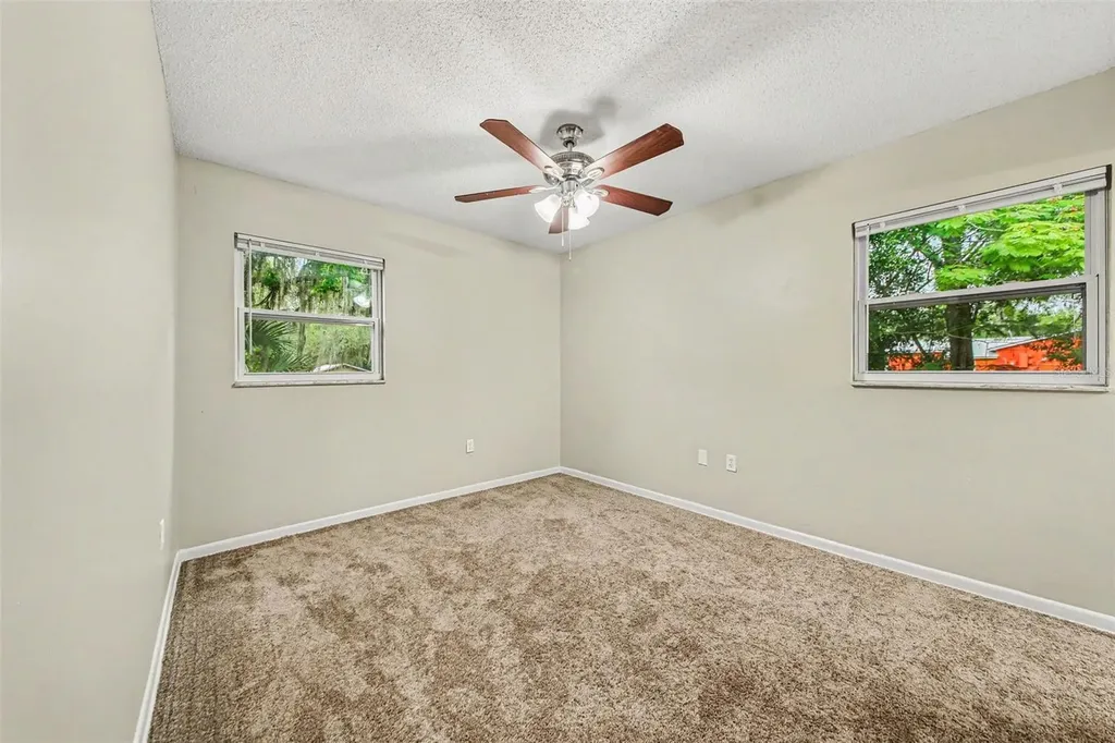 2318 Jobbins Drive Leesburg FL 34748