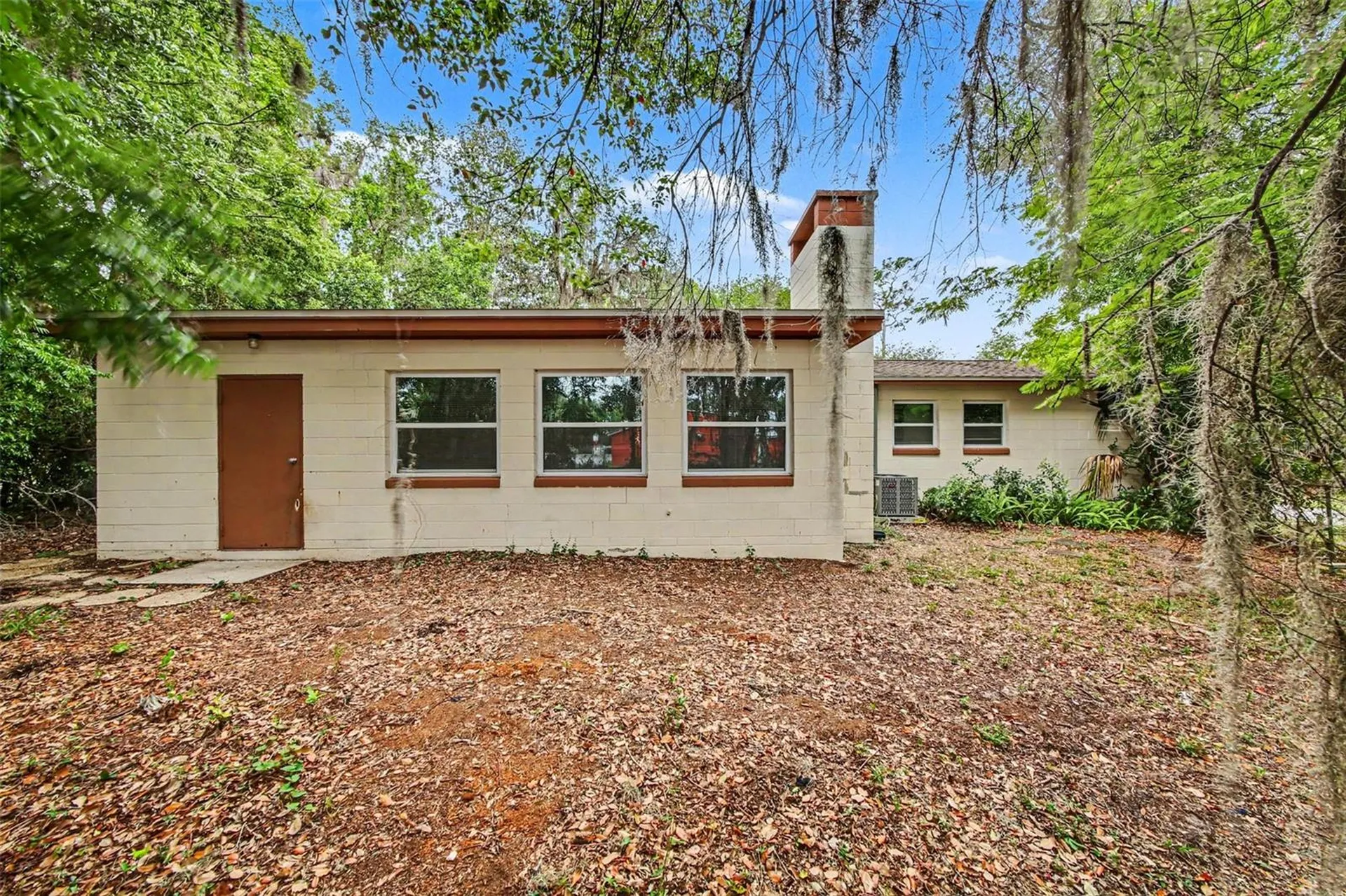 2318 Jobbins Drive Leesburg FL 34748