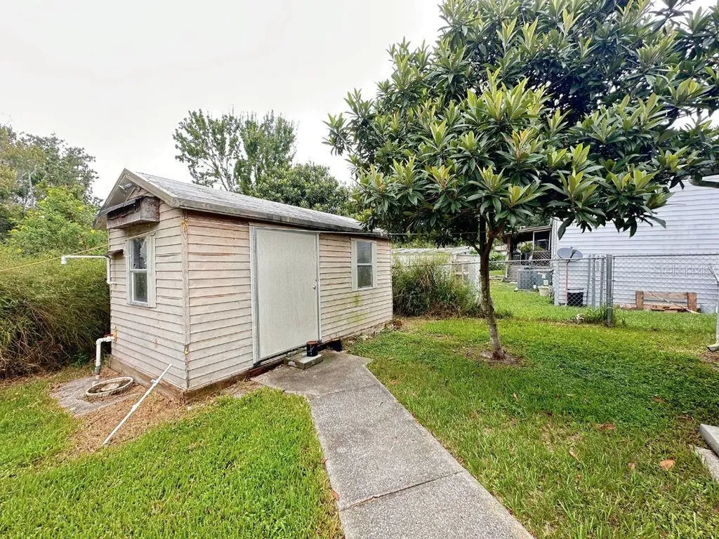 17049 Bay Avenue Montverde FL 34756