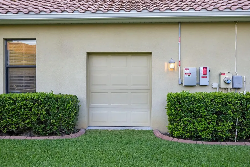 11427 Savannah Lakes Drive Parrish FL 34219