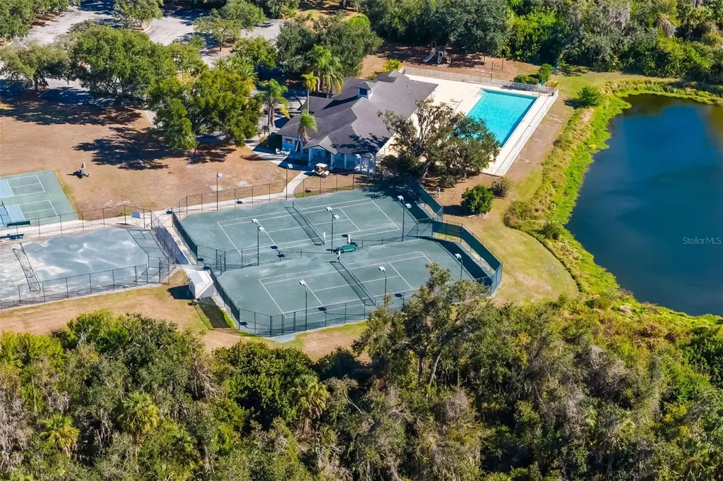 11427 Savannah Lakes Drive Parrish FL 34219