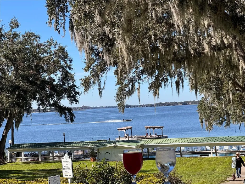 3601 Hidden River Lane Tavares FL 32778