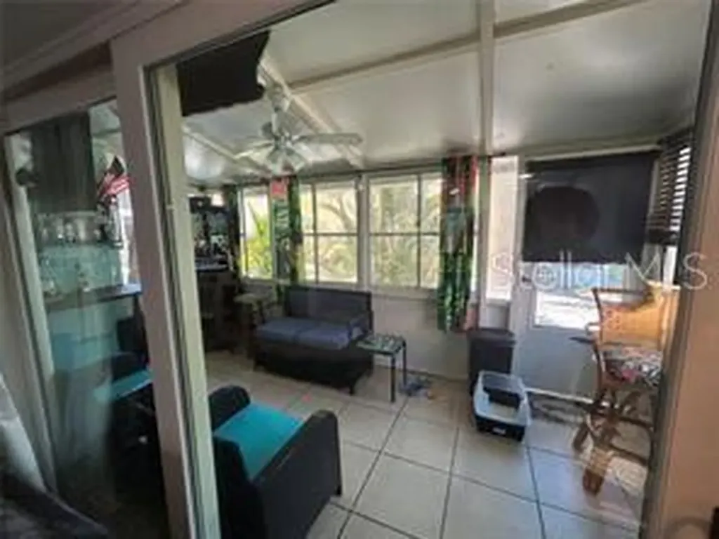 3595 41st Lane S St Petersburg FL 33711