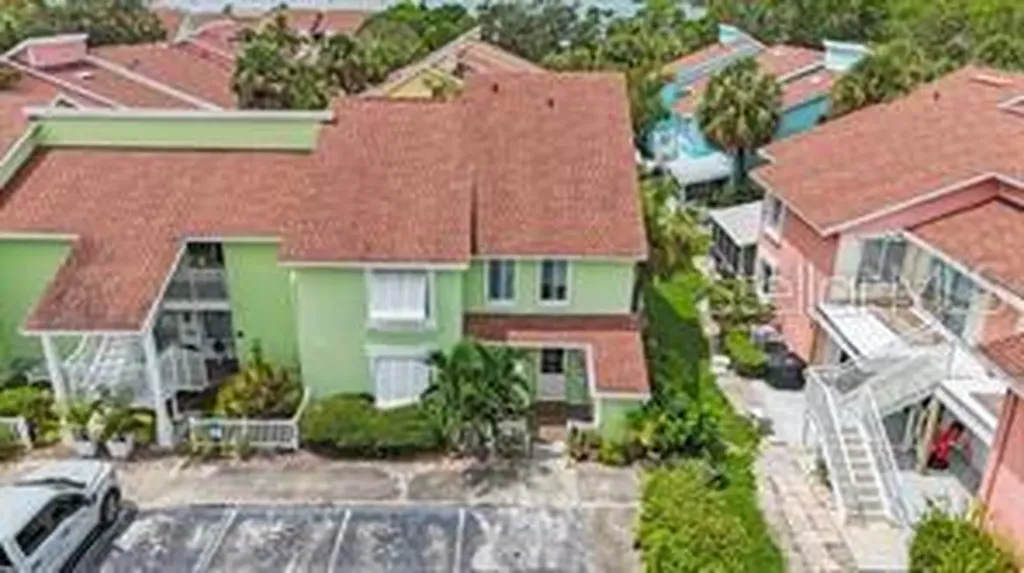 3595 41st Lane S St Petersburg FL 33711