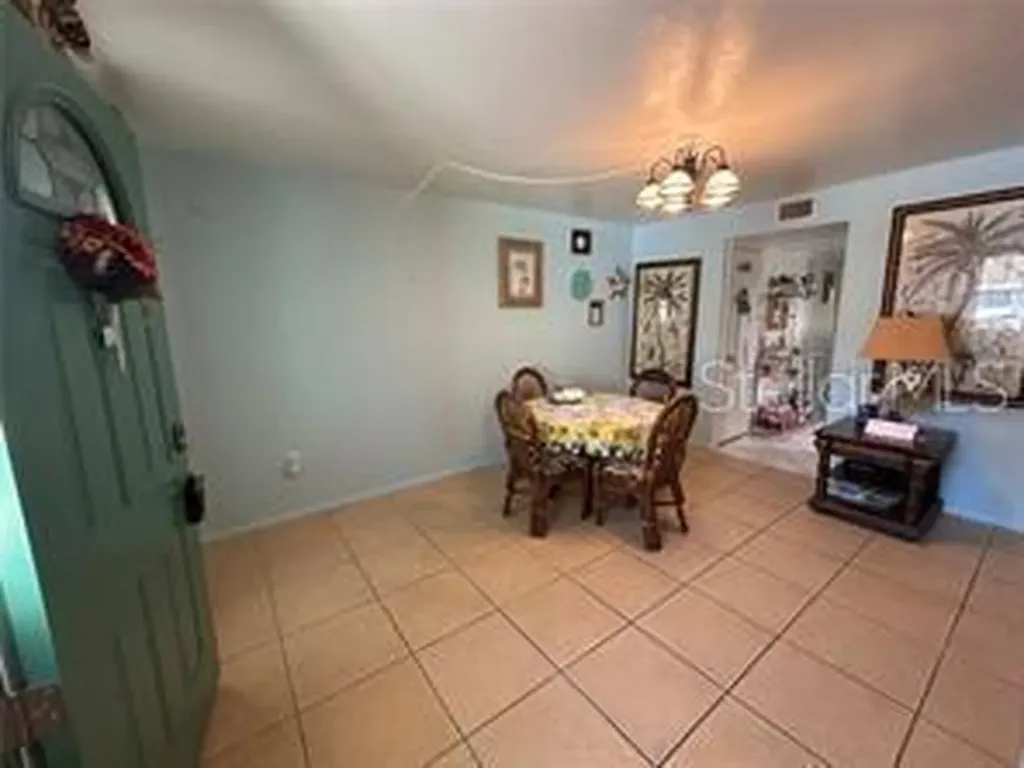 3595 41st Lane S St Petersburg FL 33711