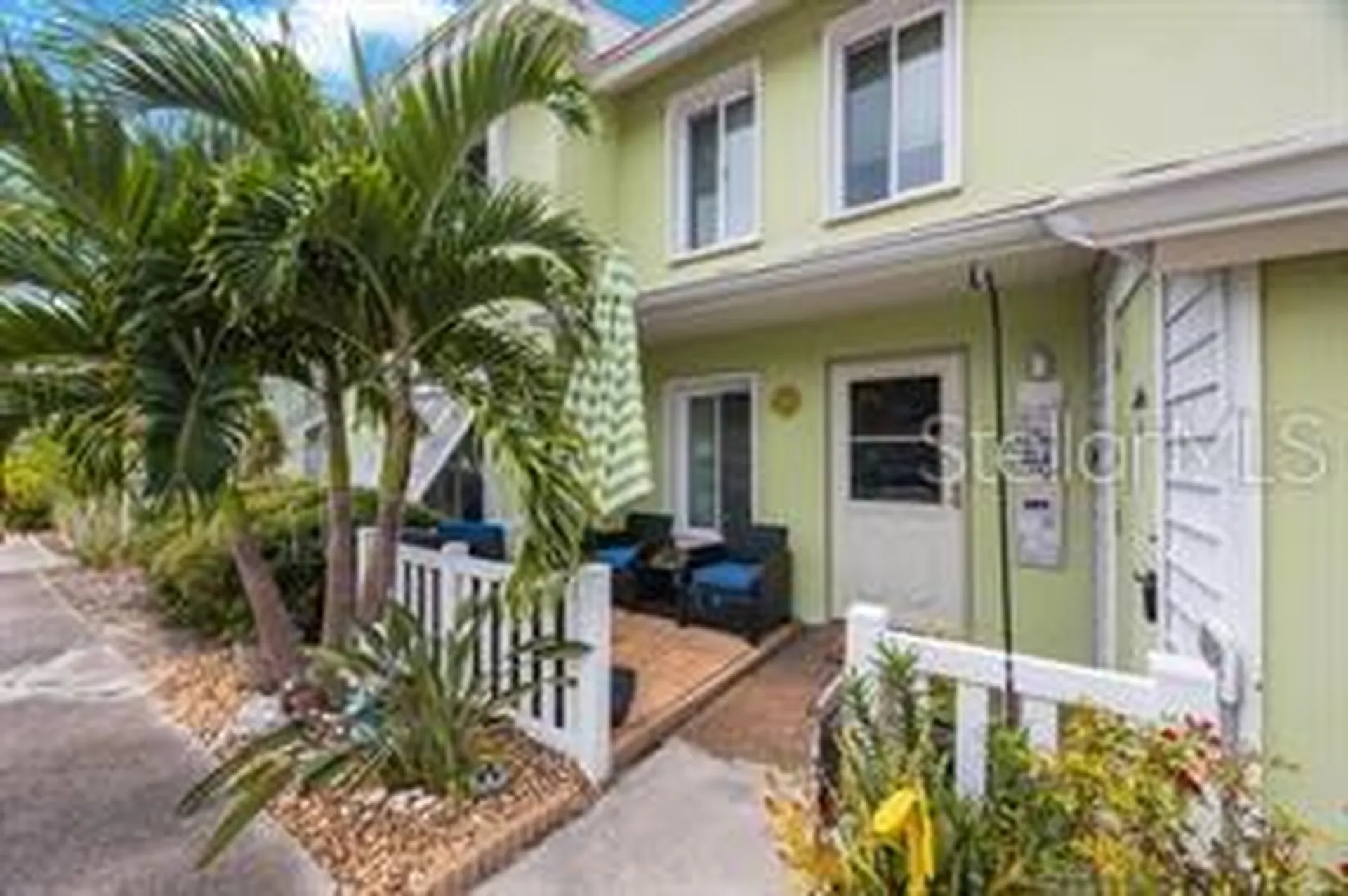 3595 41st Lane S St Petersburg FL 33711