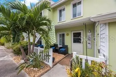 3595 41st Lane S St Petersburg FL 33711