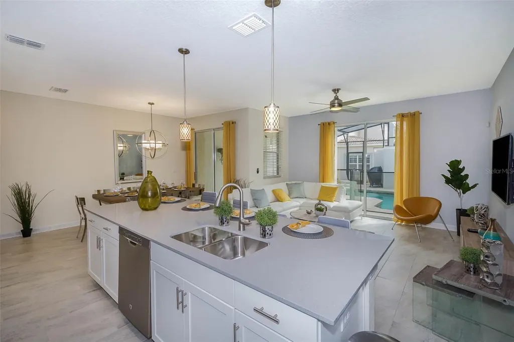 8982 Stinger Drive Davenport FL 33896