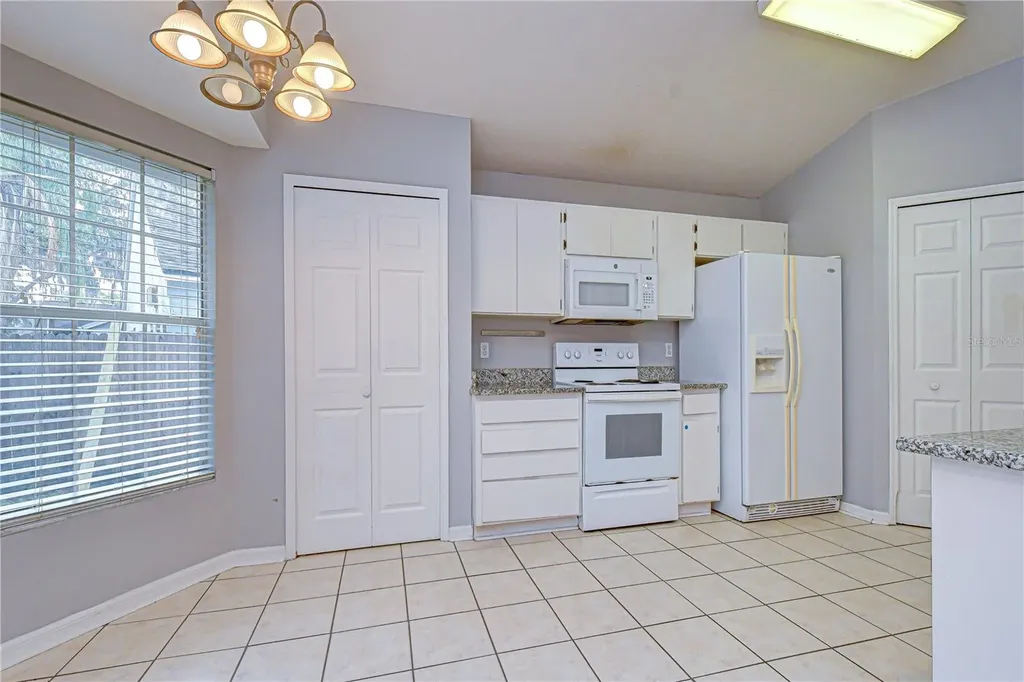 2512 Gotham Way Valrico FL 33594