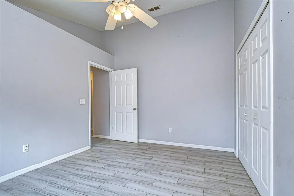 2512 Gotham Way Valrico FL 33594
