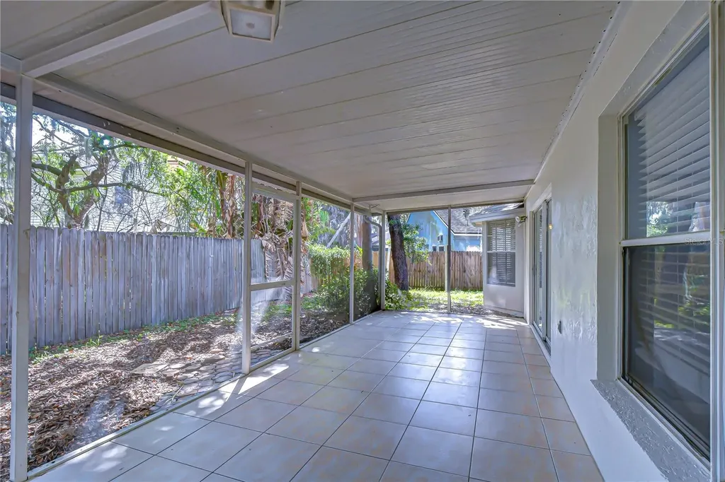 2512 Gotham Way Valrico FL 33594