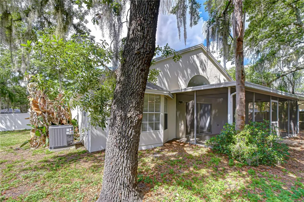 2512 Gotham Way Valrico FL 33594