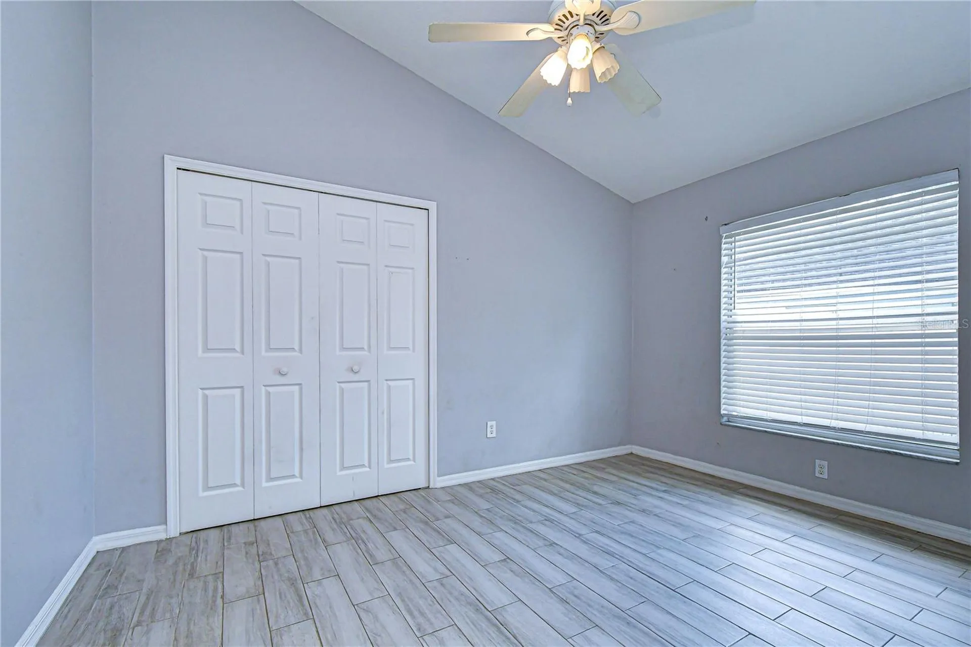 2512 Gotham Way Valrico FL 33594