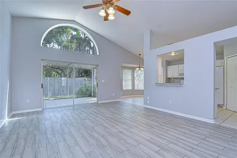 2512 Gotham Way Valrico FL 33594