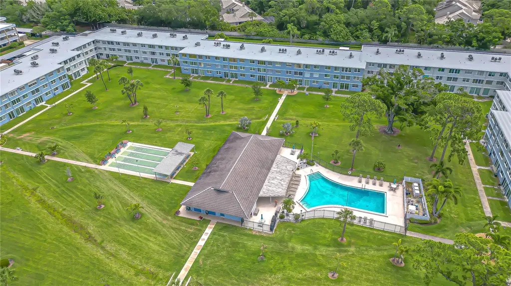 4720 Locust Street NE St Petersburg FL 33703