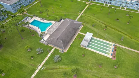 4720 Locust Street NE St Petersburg FL 33703