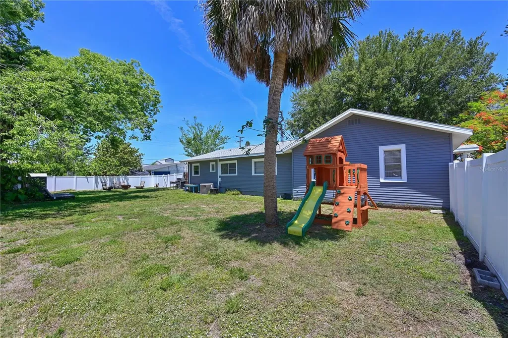 1423 12th Avenue W Palmetto FL 34221
