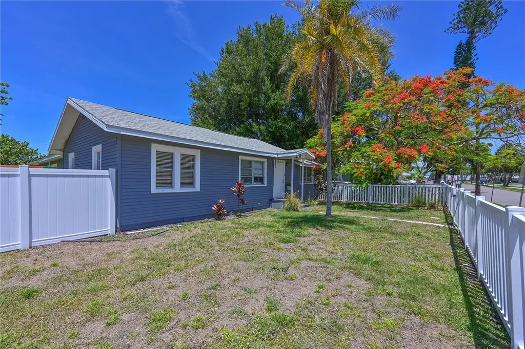 1423 12th Avenue W Palmetto FL 34221