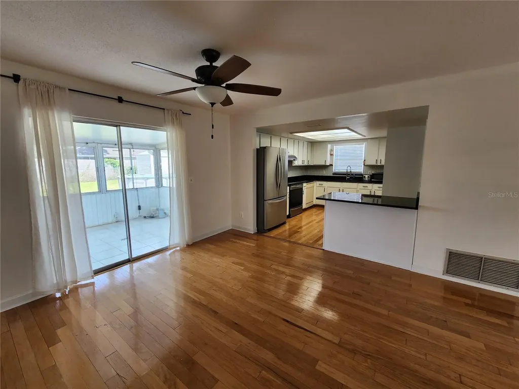 2827 Royal Palm Drive Edgewater FL 32141
