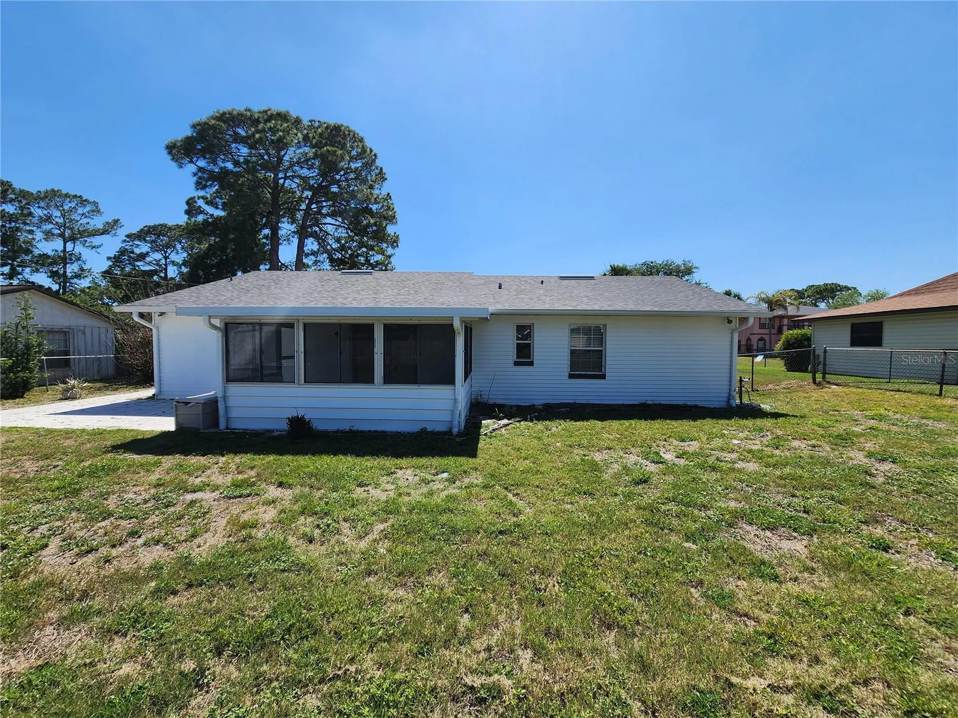 2827 Royal Palm Drive Edgewater FL 32141