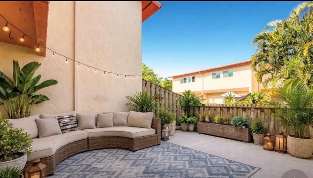 1655 58th Terrace S St Petersburg FL 33712