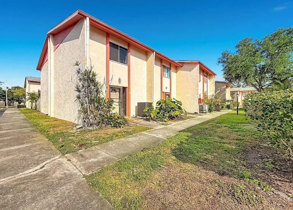1655 58th Terrace S St Petersburg FL 33712