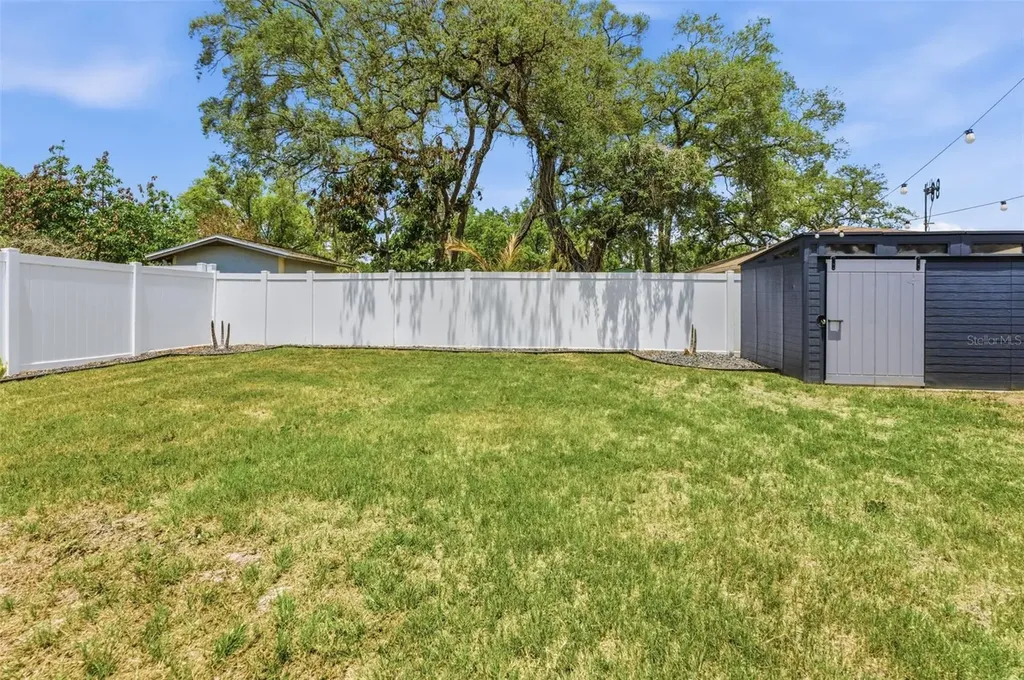 1612 E 97th Avenue Tampa FL 33612