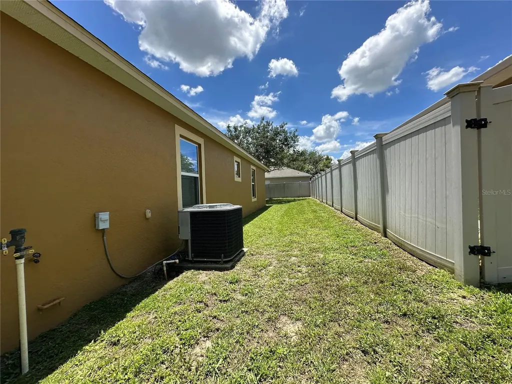 2115 Waseca Lane Leesburg FL 34748