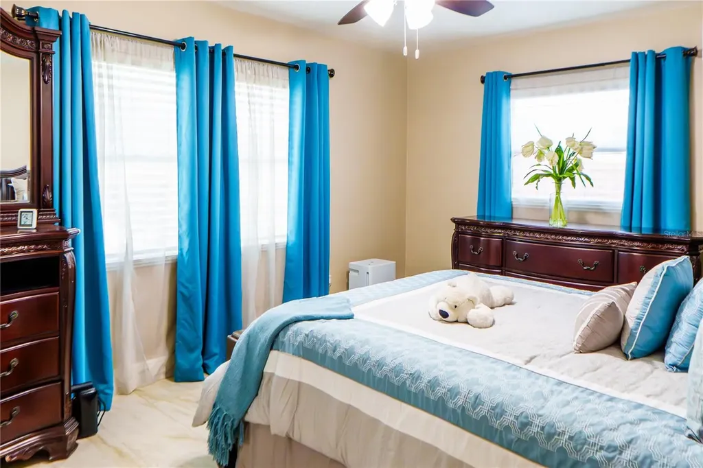 4350 37th Avenue N St Petersburg FL 33713