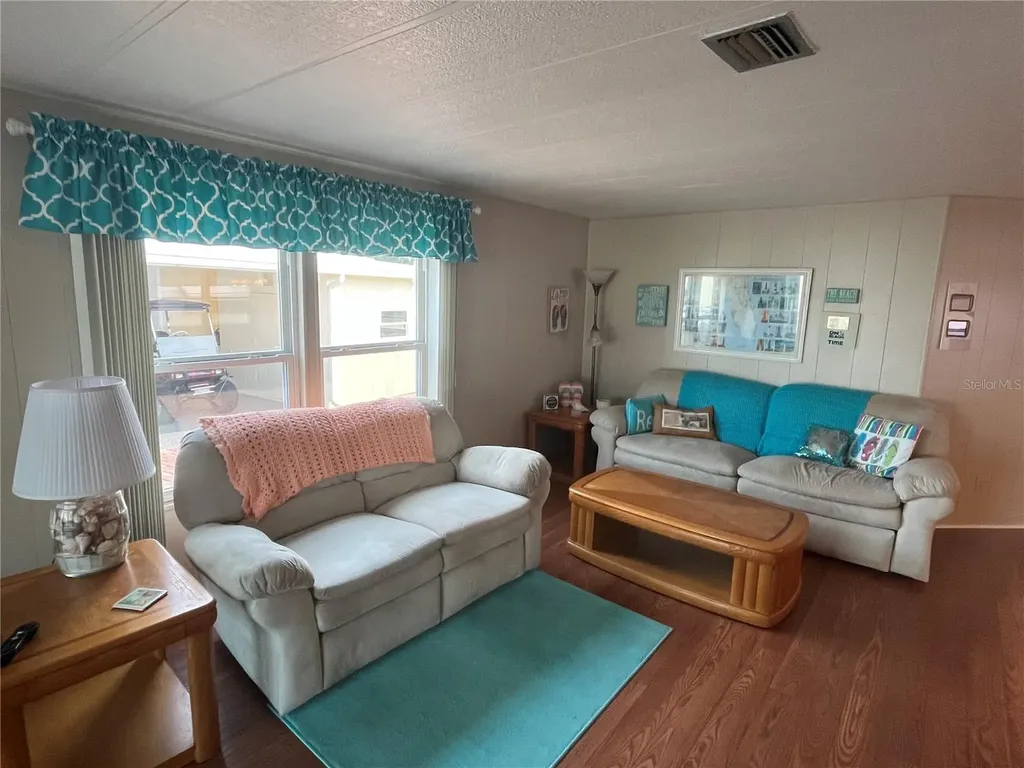 825 Jolanda Circle Venice FL 34285