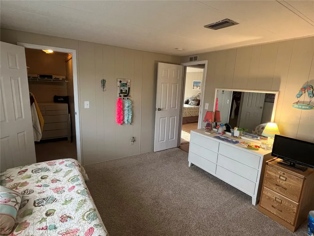 825 Jolanda Circle Venice FL 34285