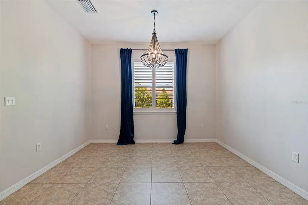 568 53rd Avenue N St Petersburg FL 33703